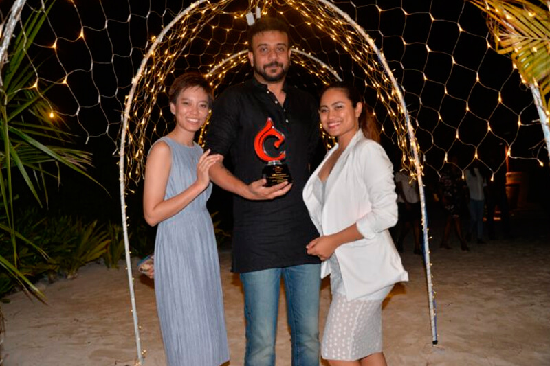 Centara Hotels and Resorts honours us for being the number one top seller for Maldives - 2017.